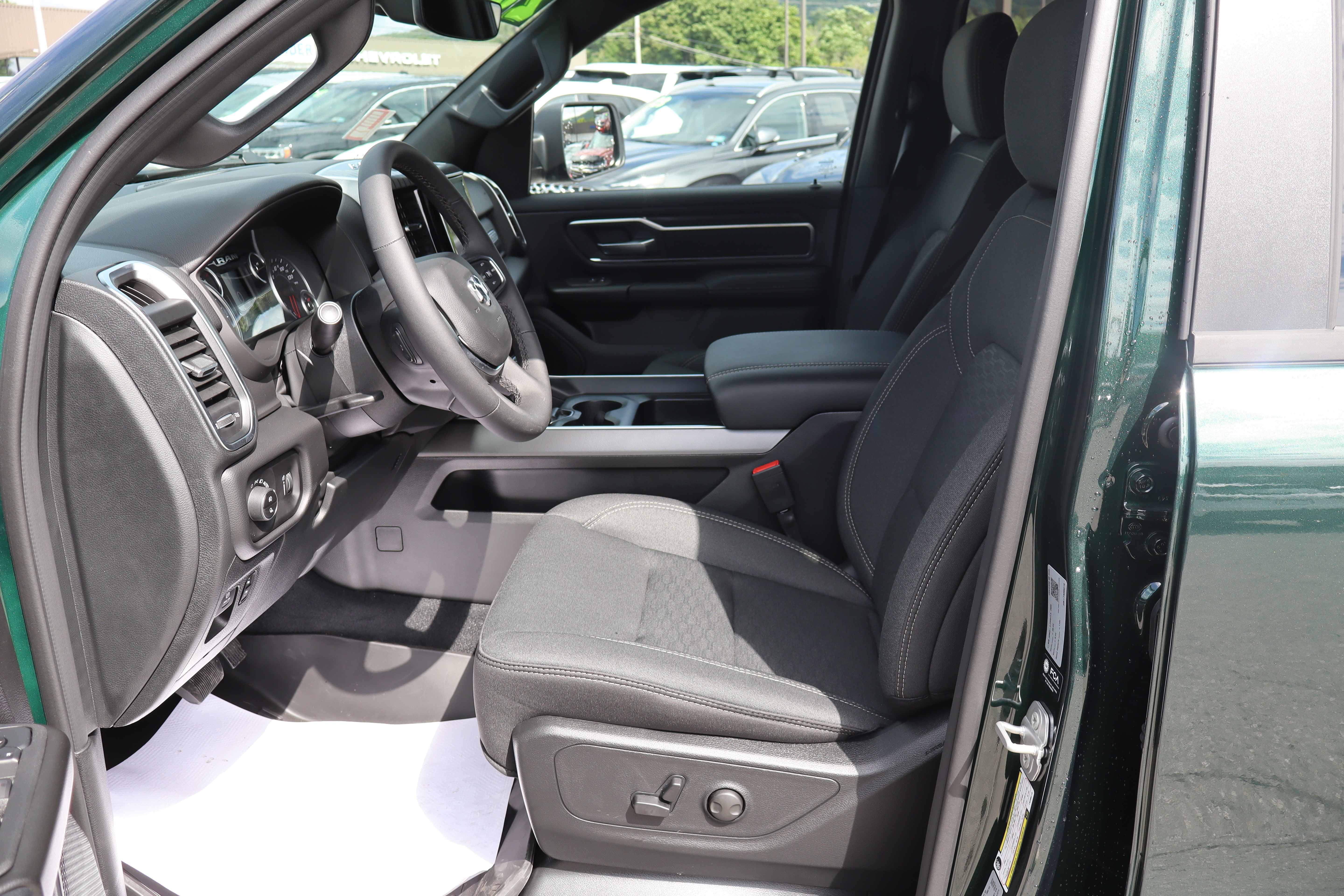 Used 2026 RAM 1500 Big Horn w/ Night Edition AWD/4WD image 11