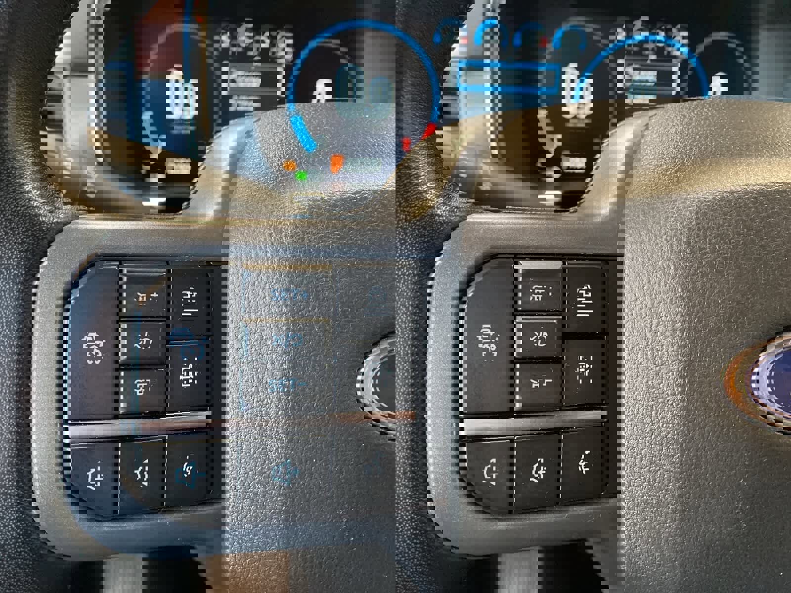 Certified 2023 Ford F150 Lariat w/ Equipment Group 502A High image 21