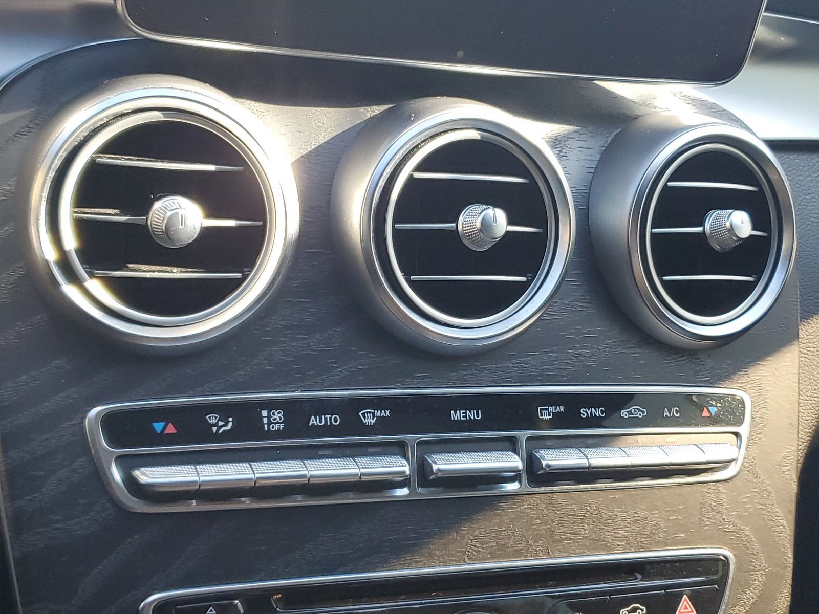 Used 2016 Mercedes-Benz C 300 4MATIC Sedan image 26