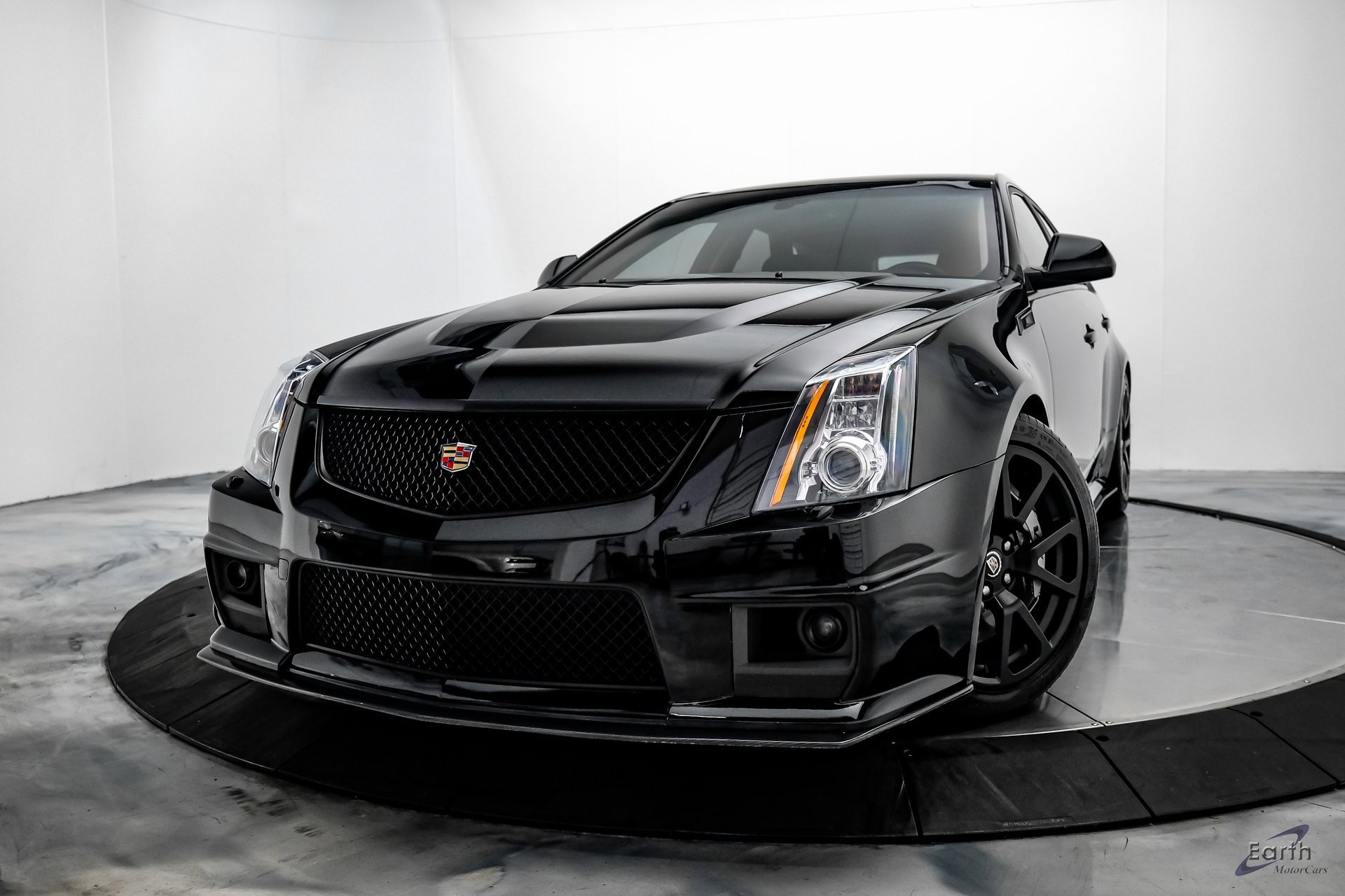 Used 2013 Cadillac CTS V image 3