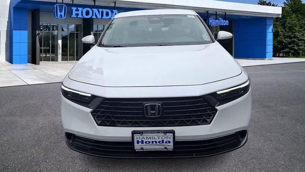 Certified 2025 Honda Accord LX image 3