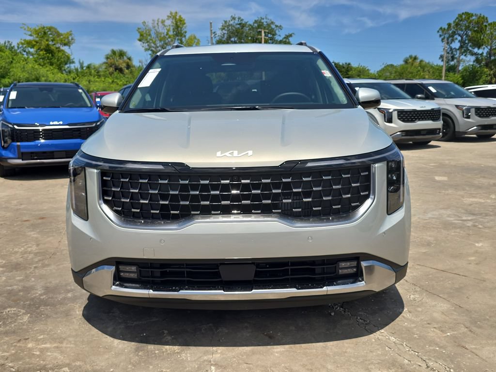 New 2027 Kia Carnival SX FWD image 3