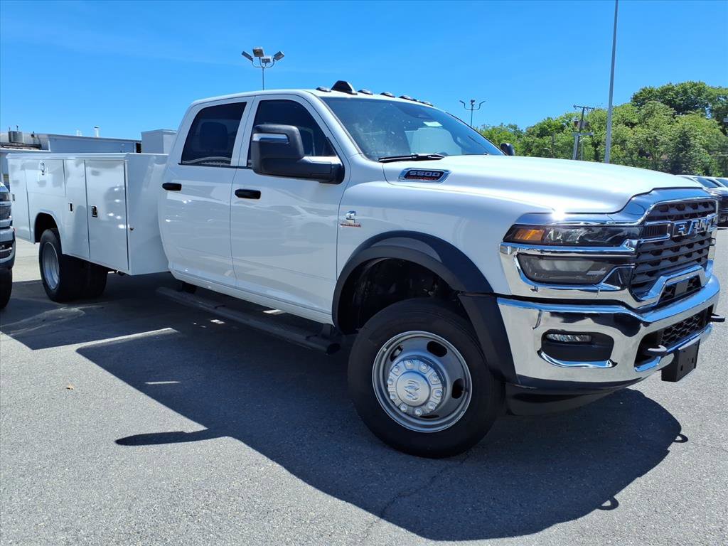 New 2026 RAM 5500 Tradesman w/ Chrome Appearance Group AWD/4WD image 2