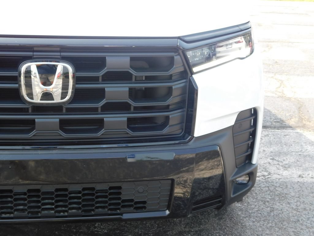 Used 2026 Honda Pilot Sport image 9
