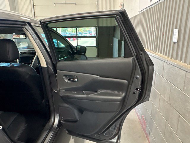 Certified 2020 Nissan Murano SL w/ Moonroof Package AWD/4WD image 15
