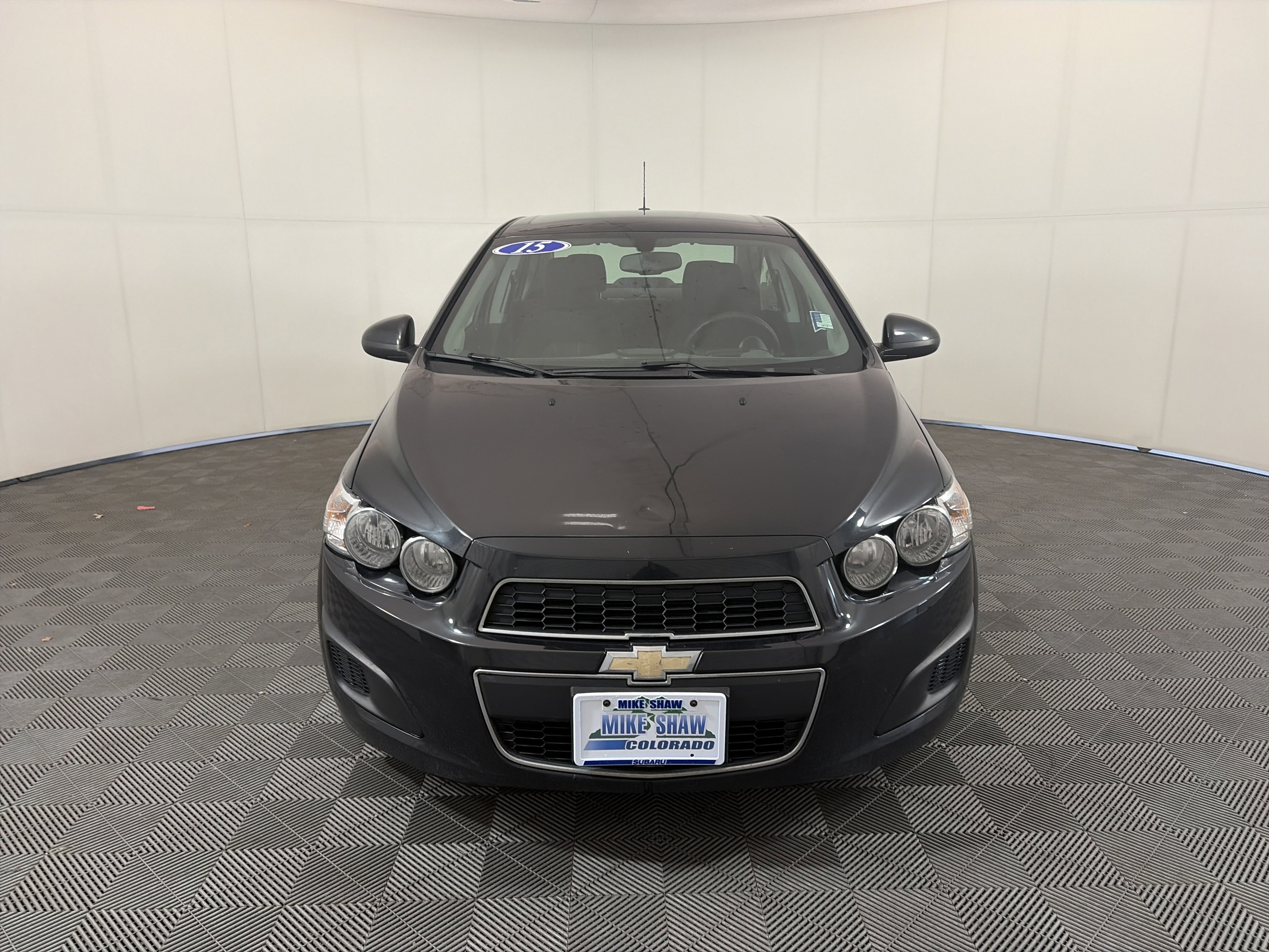 Used 2015 Chevrolet Sonic LT image 2