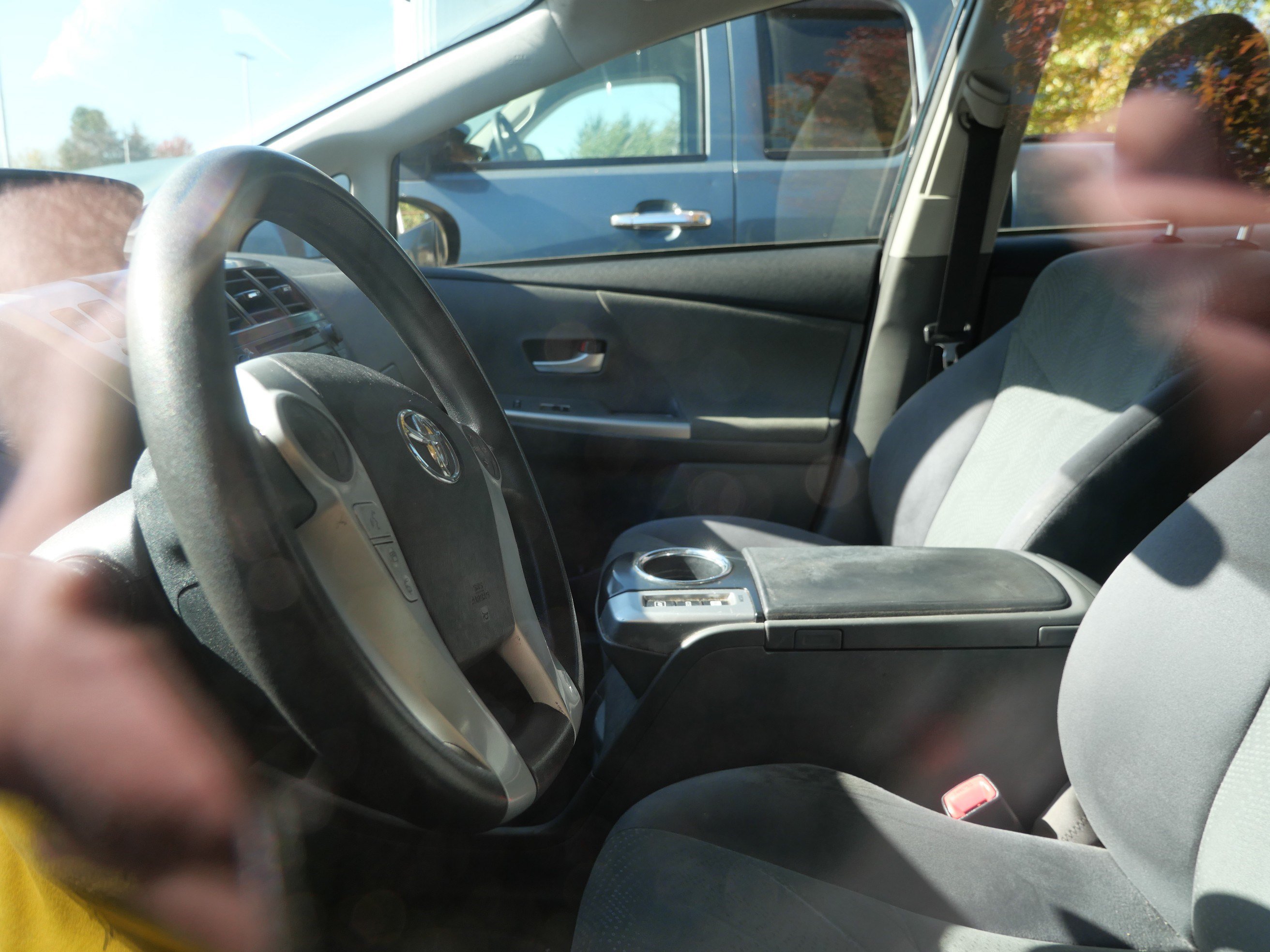 Used 2014 Toyota Prius V Three FWD image 8