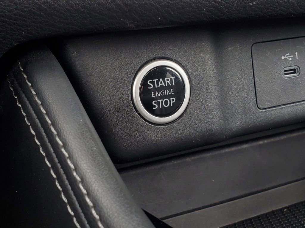 Used 2023 Nissan Rogue SL AWD/4WD image 8