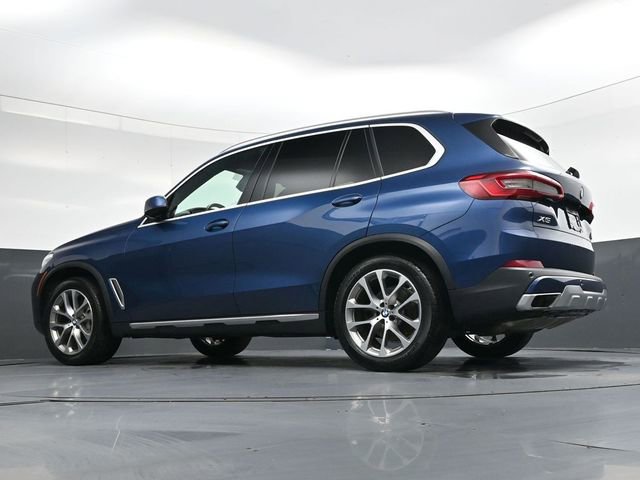 Used 2019 BMW X5 xDrive50i w/ Premium Package 2 image 33