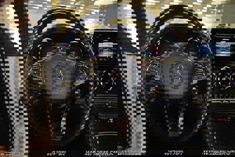 Used 2019 Mercedes-Benz GLC 300 image 25