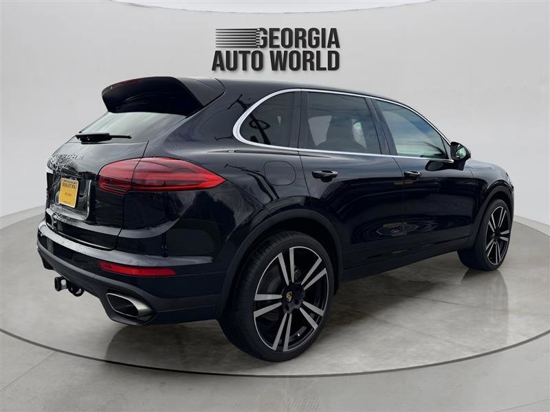 Used 2016 Porsche Cayenne image 12