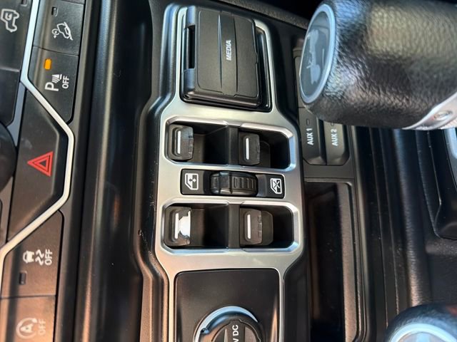 Used 2020 Jeep Wrangler Unlimited Willys image 14