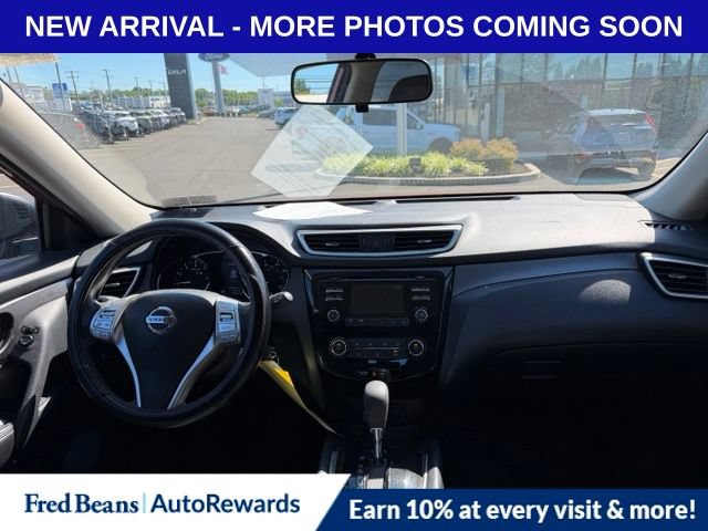 Used 2016 Nissan Rogue S AWD/4WD image 11