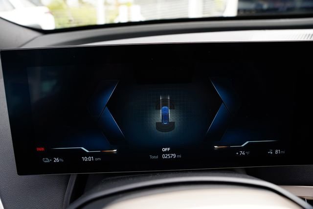 Used 2025 BMW iX xDrive50 image 34