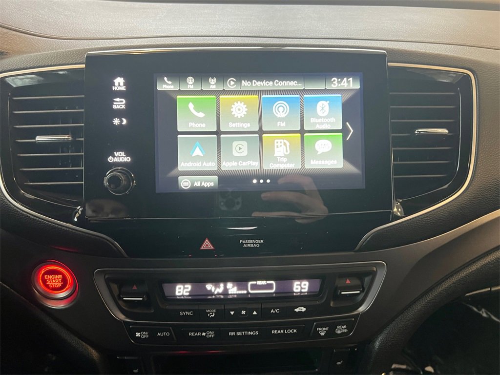 Used 2022 Honda Pilot Sport image 21