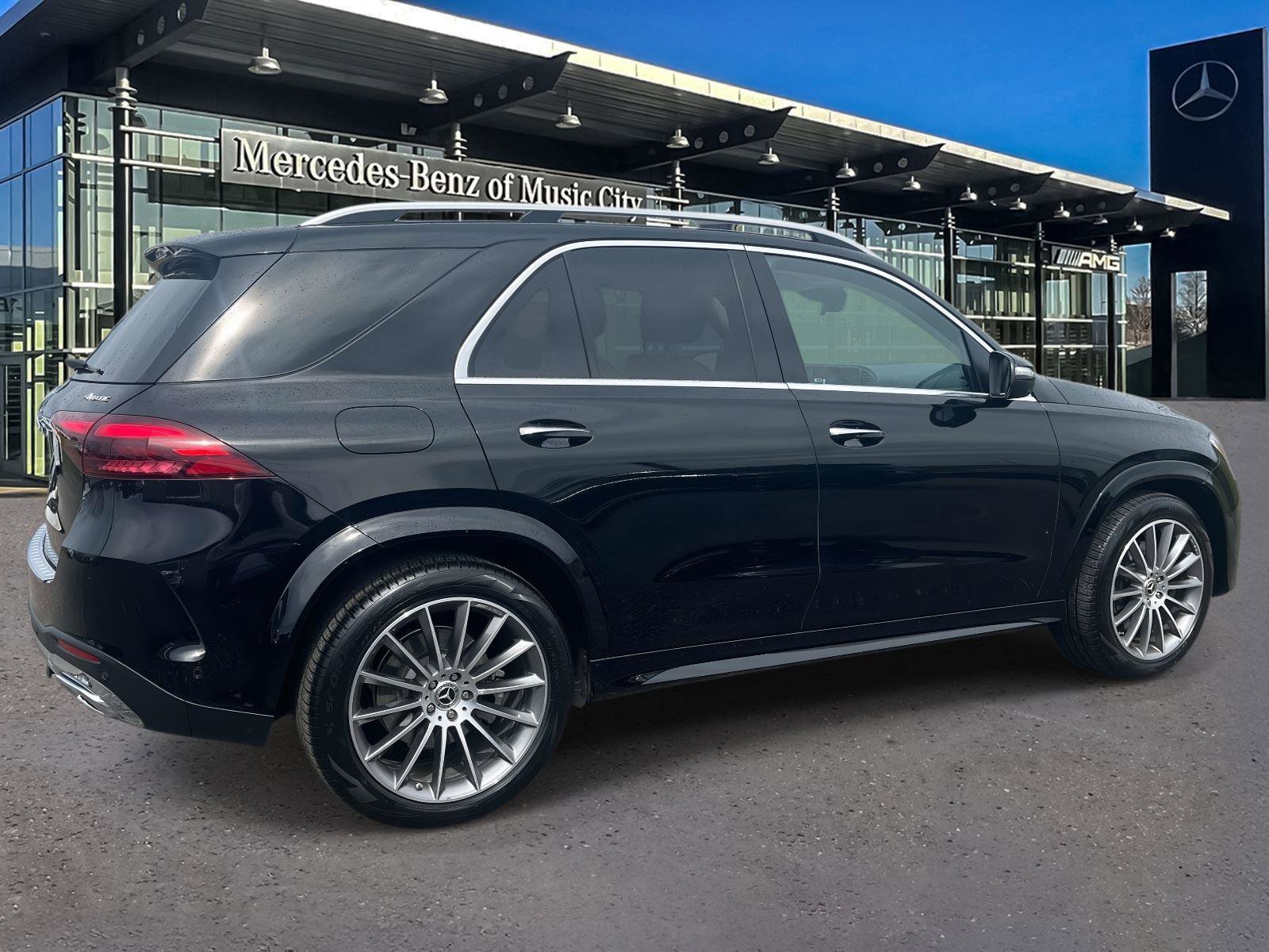 Certified 2024 Mercedes-Benz GLE 350 4MATIC image 3