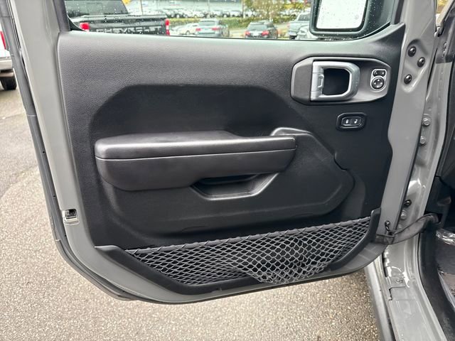 Used 2020 Jeep Wrangler Unlimited Rubicon w/ Advanced Safety Group image 15