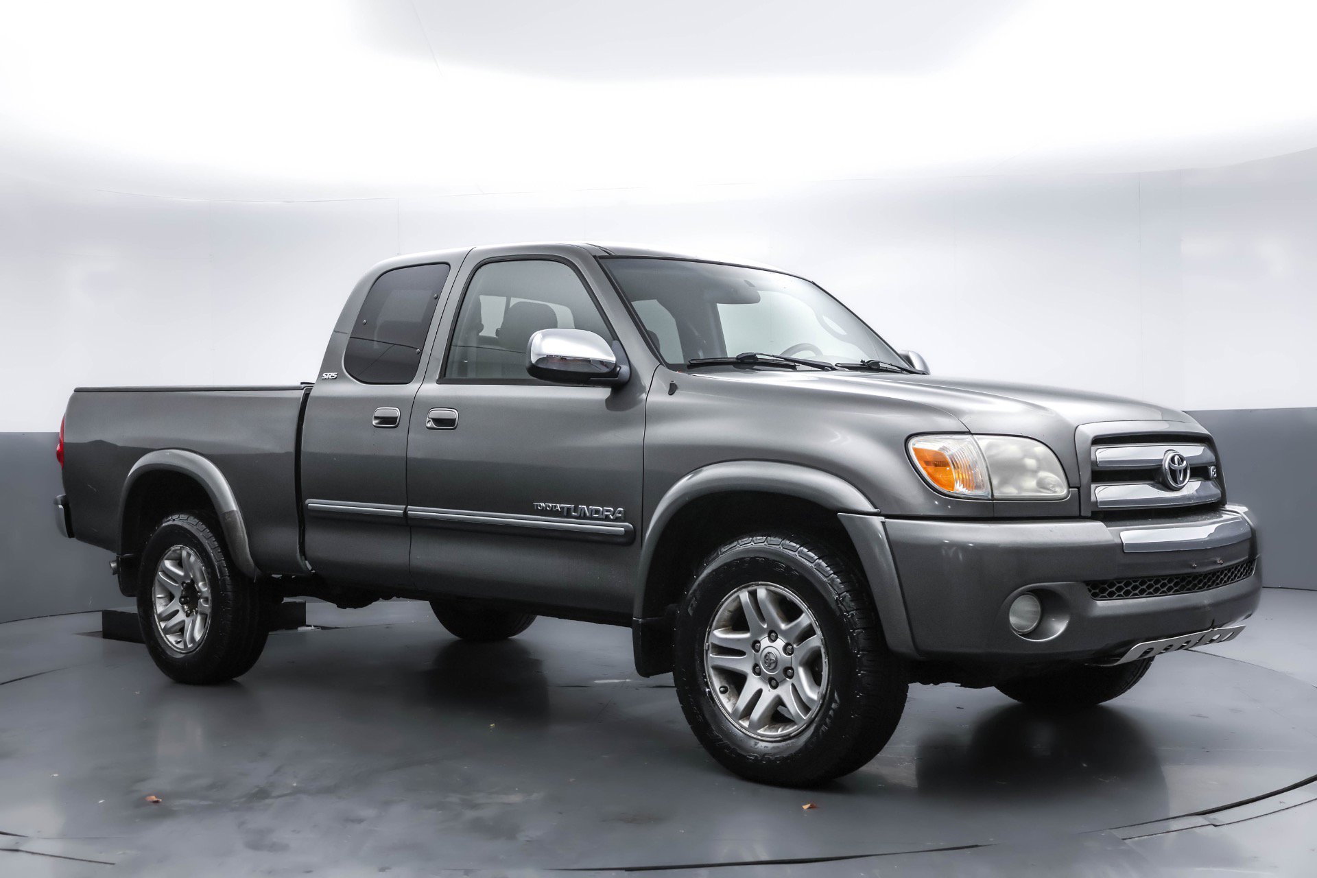 Used 2005 Toyota Tundra SR5 AWD/4WD image 4