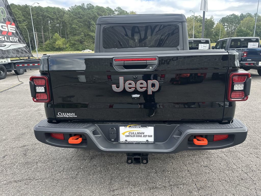 New 2025 Jeep Gladiator Mojave image 4