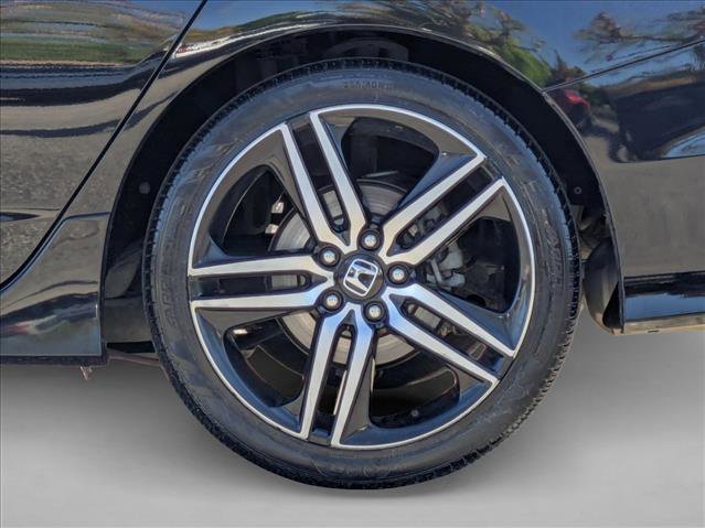 Used 2016 Honda Accord Touring image 25