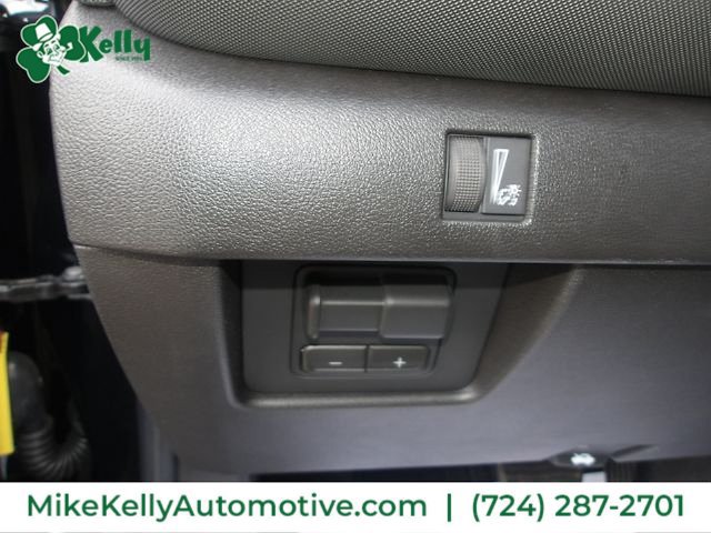 Used 2026 Chevrolet Colorado Z71 AWD/4WD image 14