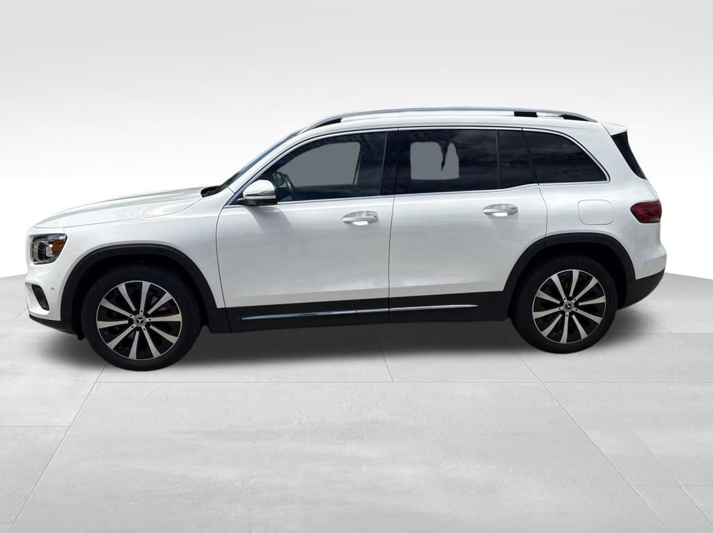 Used 2022 Mercedes-Benz GLB 250 4MATIC image 5