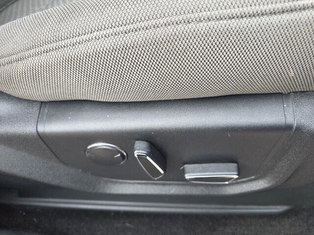 Used 2018 Ford F150 XLT w/ Equipment Group 302A Luxury image 32