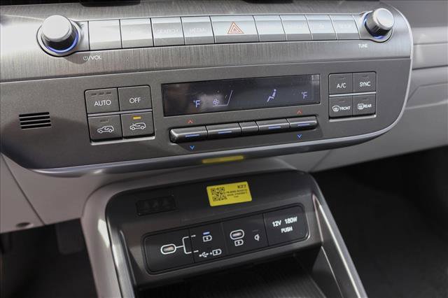 New 2026 Hyundai Kona SEL Premium image 19