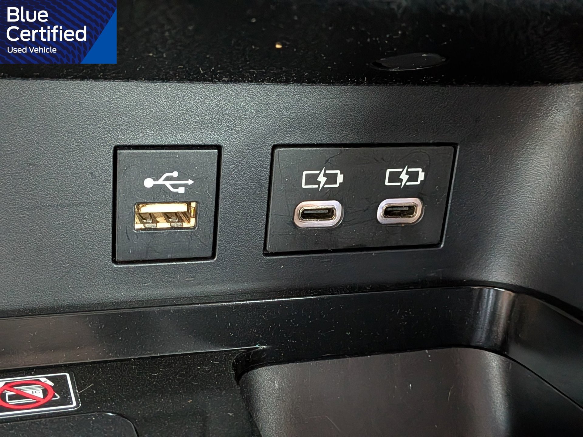 Used 2025 Toyota Camry SE FWD image 23