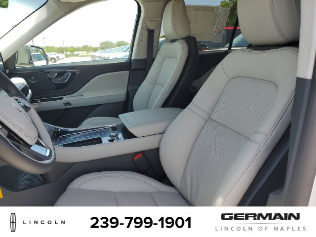 New 2025 Lincoln Aviator 2WD w/ Equipment Group 101A image 18
