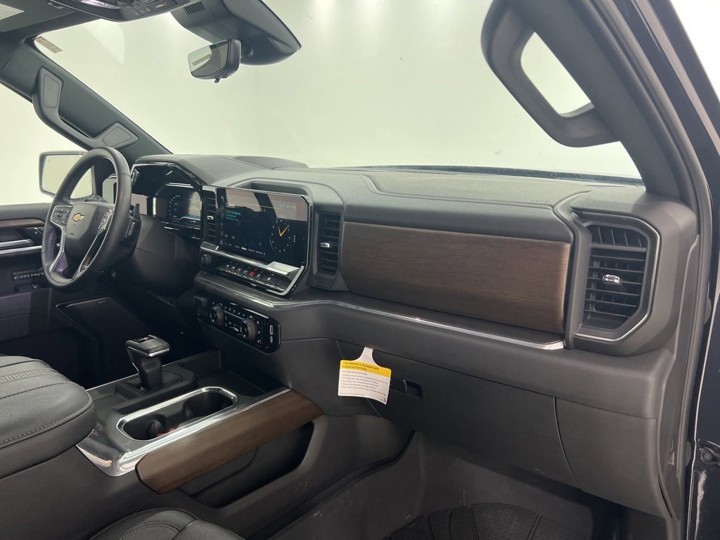Used 2023 Chevrolet Silverado 1500 High Country w/ High Country Premium Package image 27