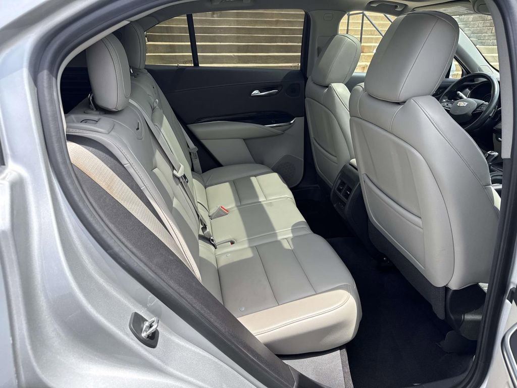Used 2019 Cadillac XT4 Premium Luxury w/ Technology Package AWD/4WD image 11