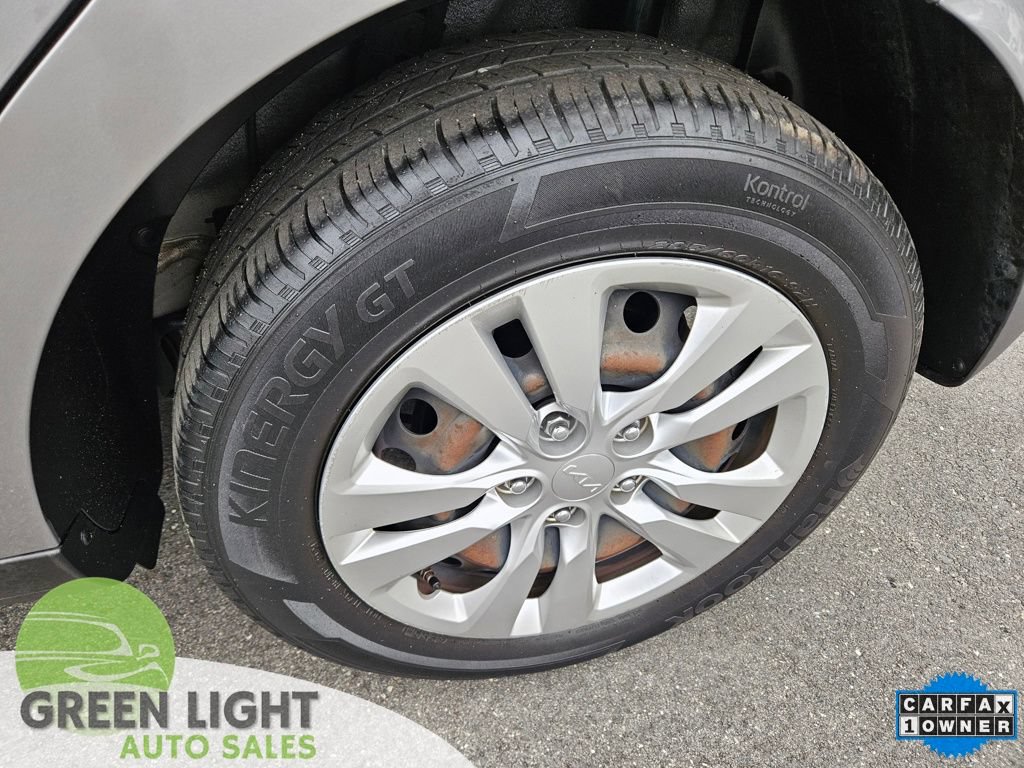 Used 2022 Kia Soul LX FWD image 9
