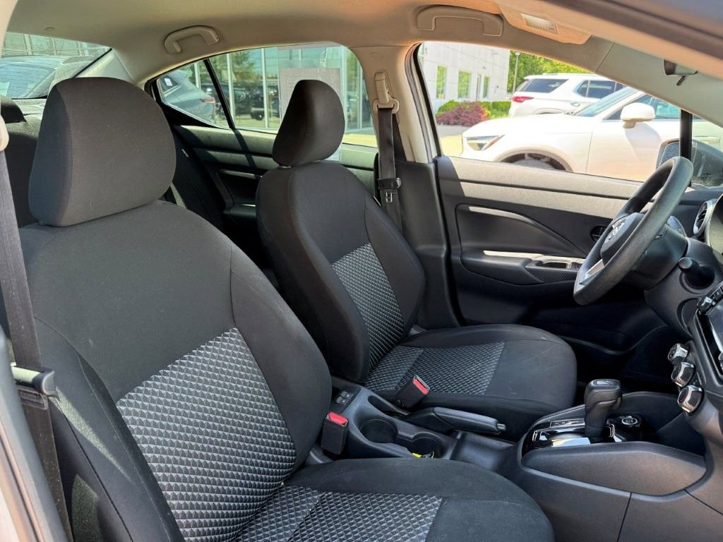 Used 2021 Nissan Versa S FWD image 21