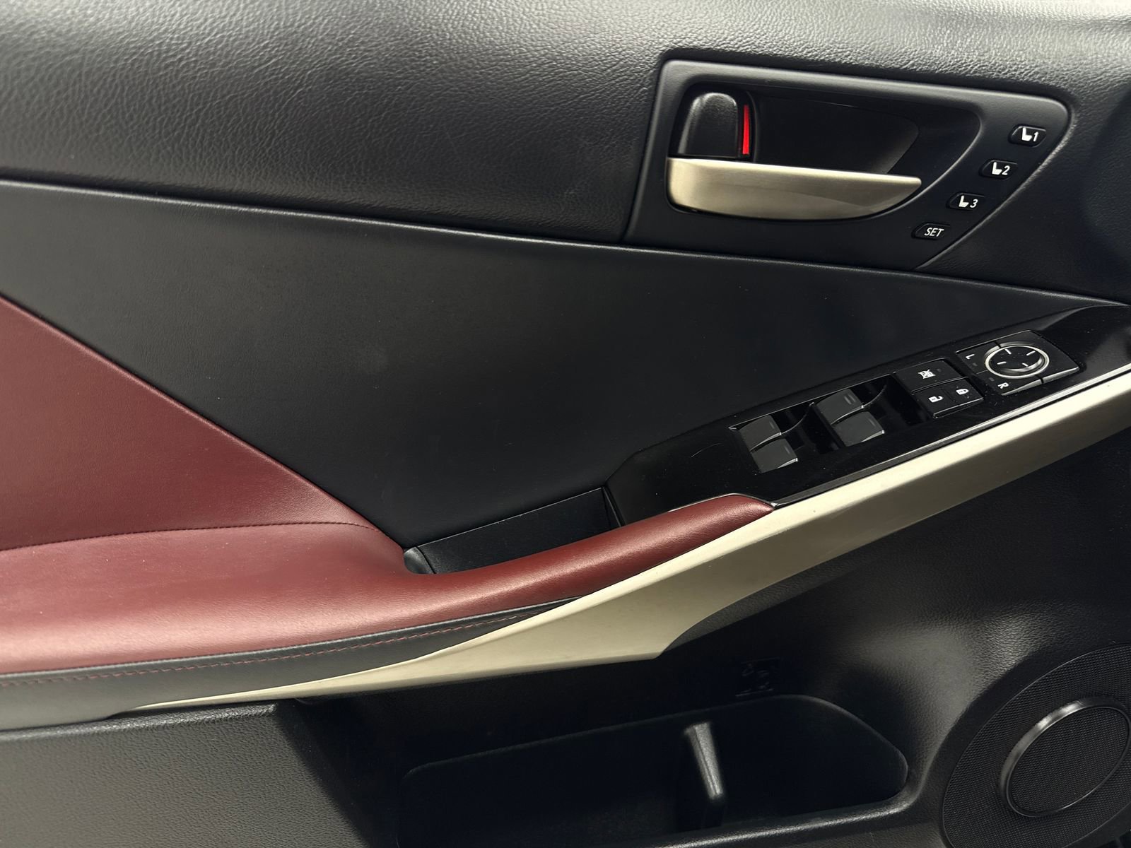 Used 2019 Lexus IS 300 w/ Premium Package RWD image 33