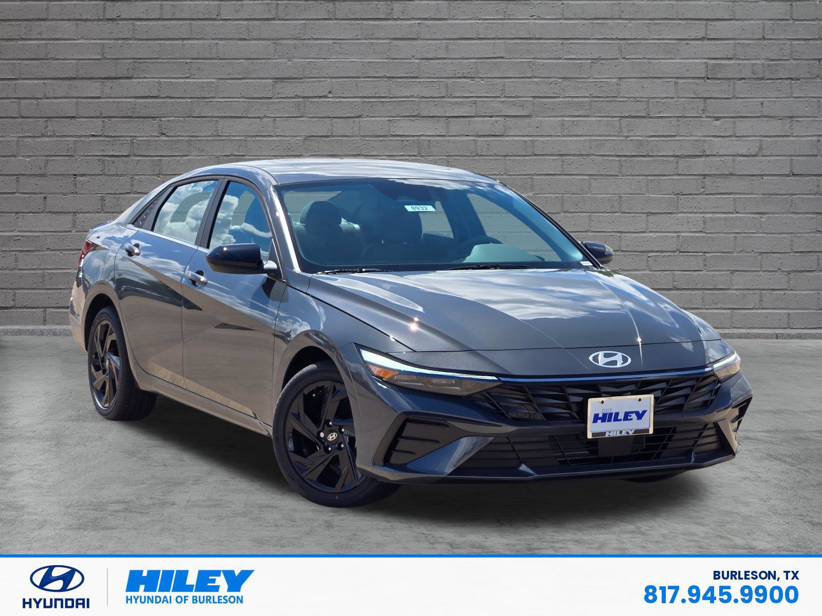 New 2026 Hyundai Elantra SEL Sport Premium FWD image 2