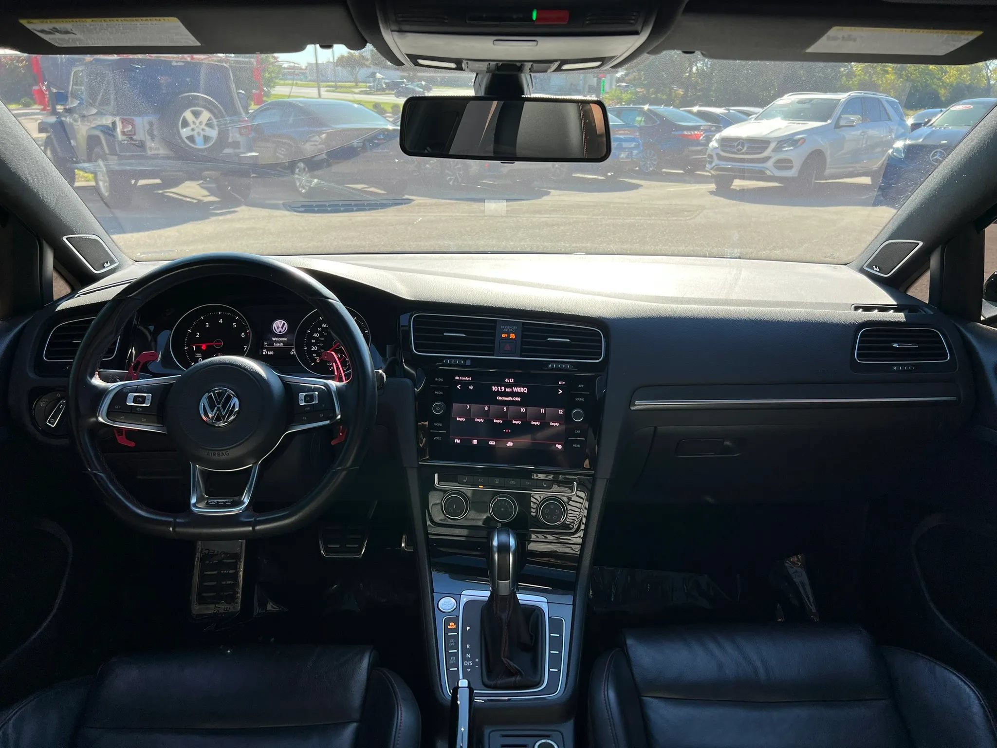 Used 2019 Volkswagen GTI SE FWD image 13