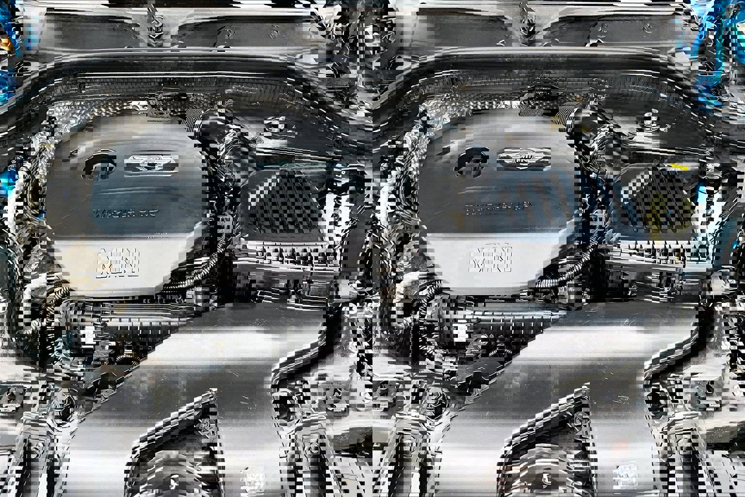 Used 2016 MINI Cooper 4-Door Hardtop image 9