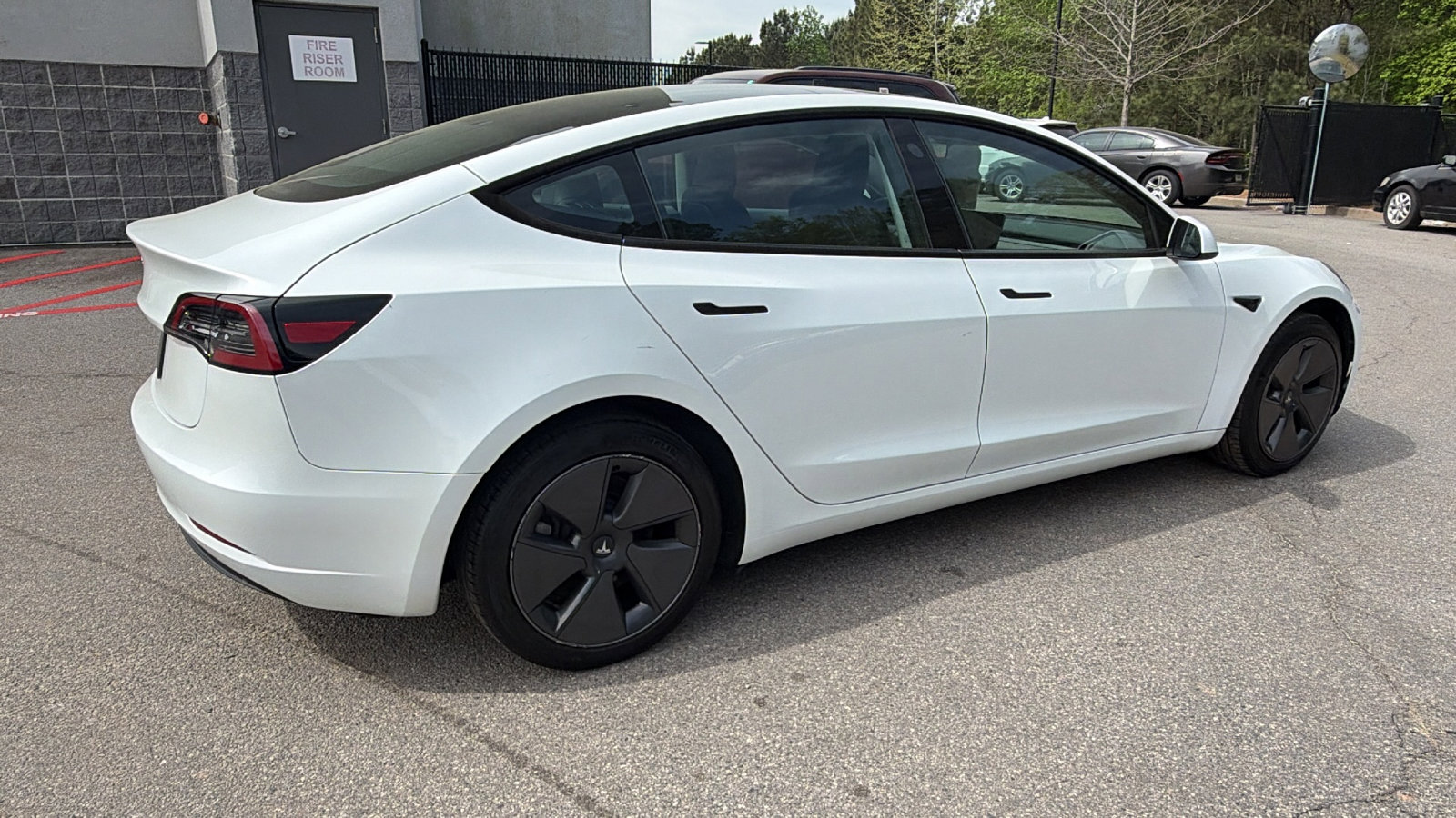 Used 2023 Tesla Model 3 Standard Range RWD image 8