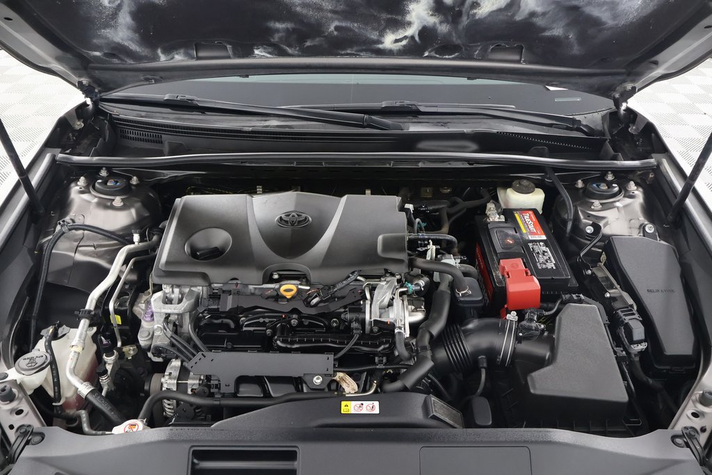 Used 2018 Toyota Camry LE FWD image 15