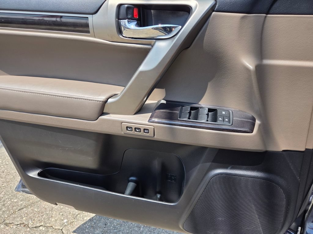 Used 2021 Lexus GX 460 Premium AWD/4WD image 21