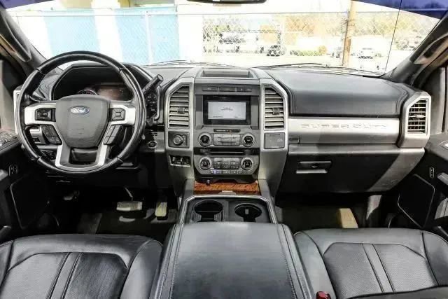 Used 2017 Ford F250 Platinum w/ Platinum Ultimate Package AWD/4WD image 20