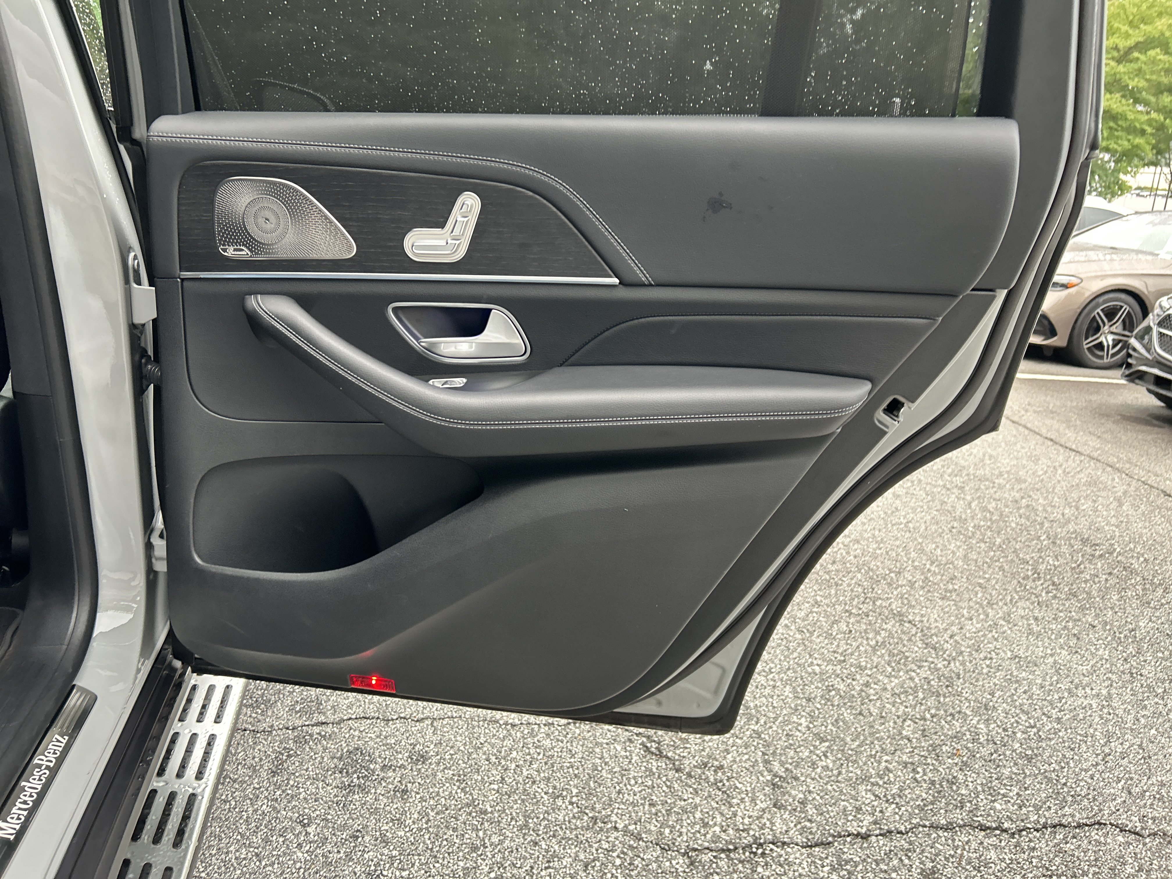 Certified 2025 Mercedes-Benz GLS 450 4MATIC image 47