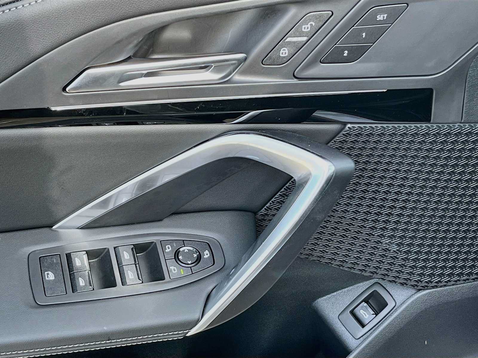 New 2027 BMW X1 xDrive28i AWD/4WD image 13