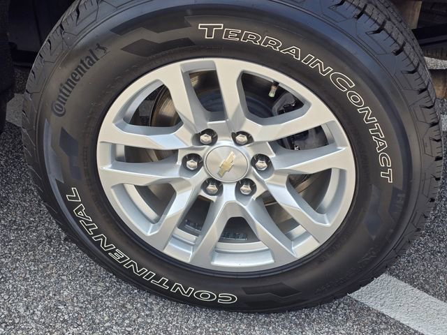 Used 2022 Chevrolet Silverado 1500 LT w/ Diesel Off-Road Package AWD/4WD image 13