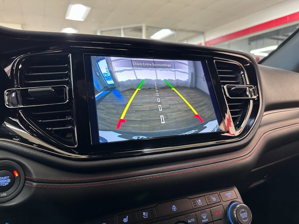 Certified 2024 Dodge Durango GT image 29