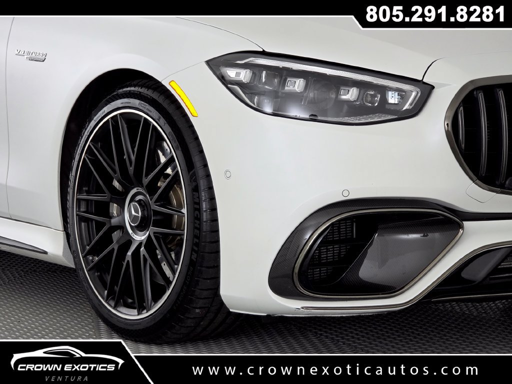 Used 2024 Mercedes-Benz S 63 AMG S w/ Carbon Fiber Exterior Package image 10