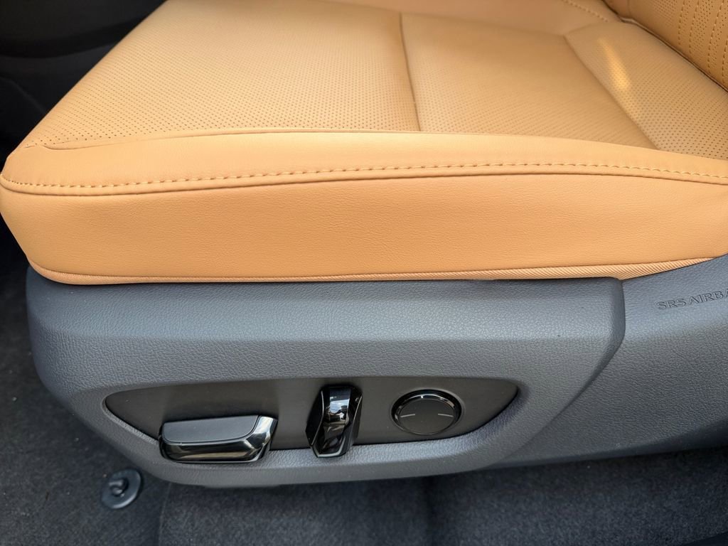 New 2026 Lexus NX 350h AWD w/ Premium Package image 13