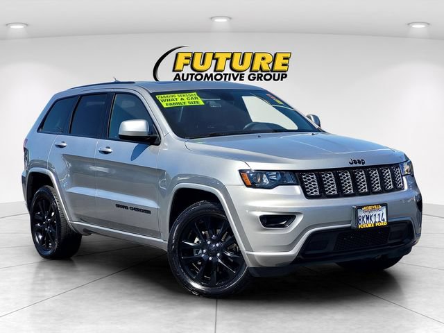 Used 2019 Jeep Grand Cherokee Altitude AWD/4WD image 1