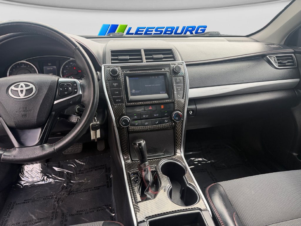 Used 2017 Toyota Camry SE FWD image 12